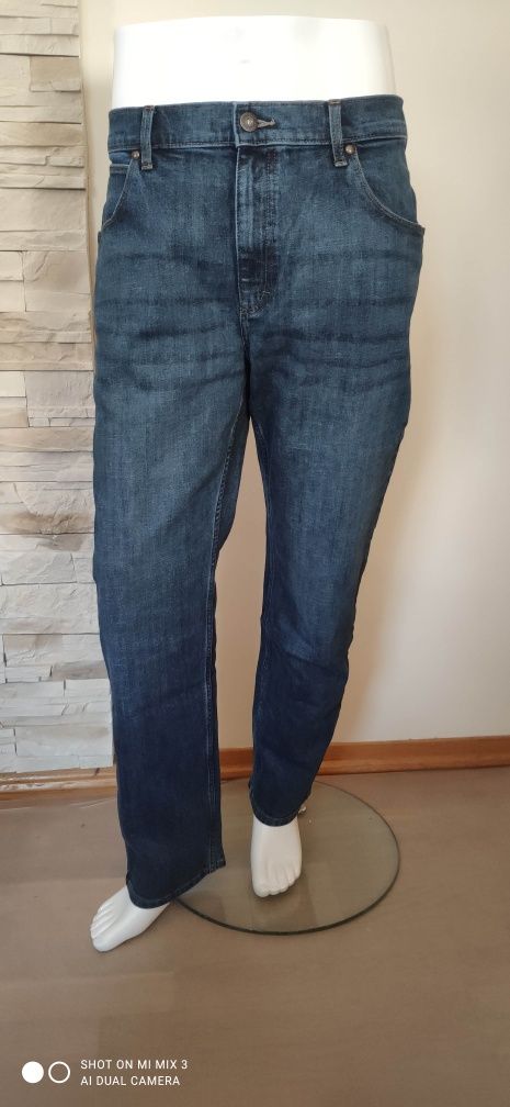 Wrangler Straight Authentic Blue męskie jeansy rozm 36/32 jak 36/34