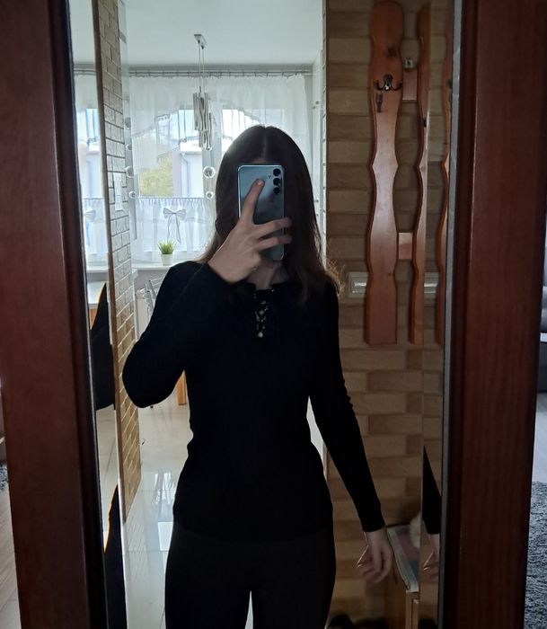 Nowa bluzka damska na długi rękaw