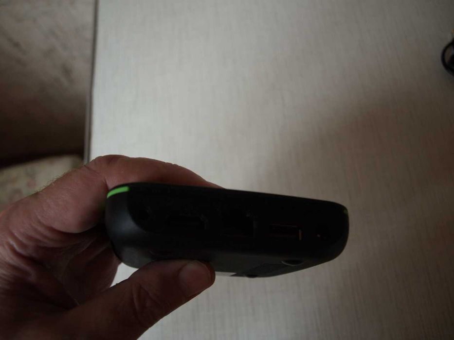 Продам НОВУ SMART приставку TV Box R69  mini 2 Gb/16 gb