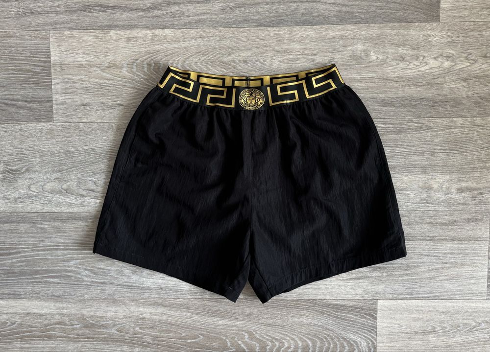 Мужские пляжные шорты Versace