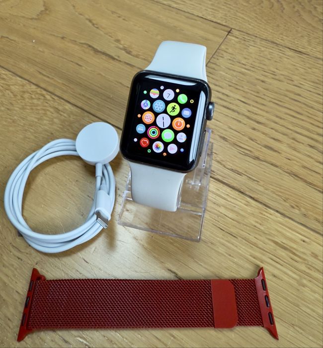 Smartwatch Apple Watch 3 38mm ładny stan