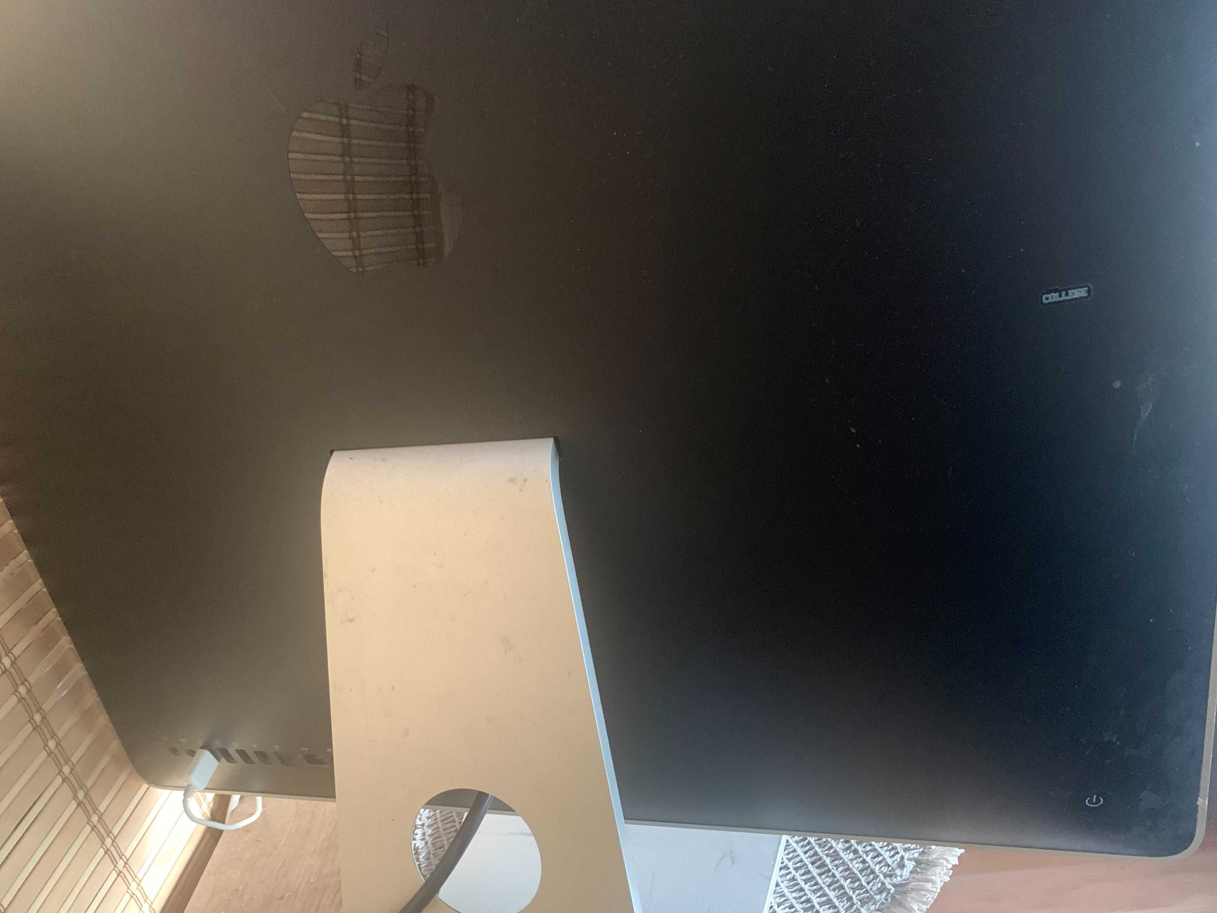 Komputer Imac 24 cale; 2,4 Ghz