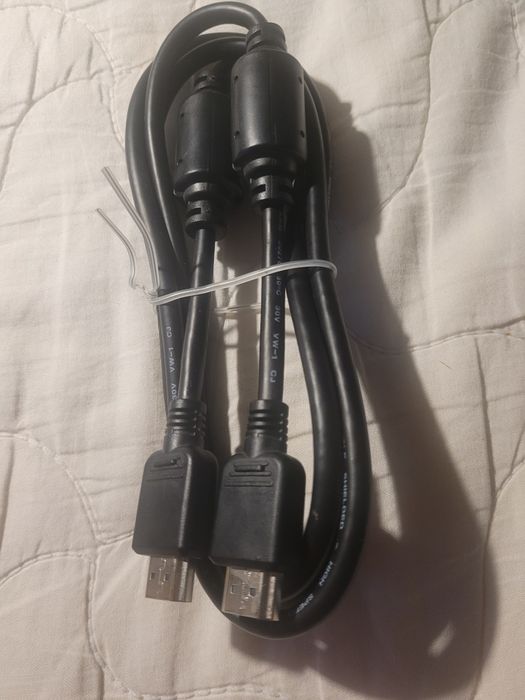 Kabel hdmi 1,5 - 2 m nowe.