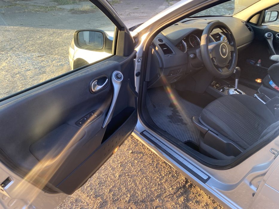 Renault Megane 2 1.6 AT