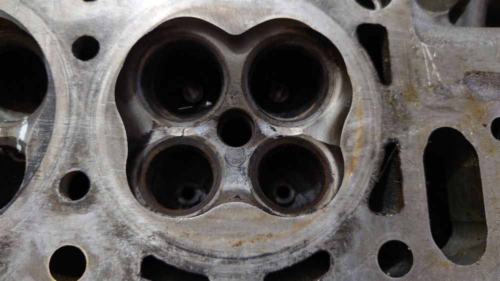 ГБЦ Lexus RX300 (1) права (задня)