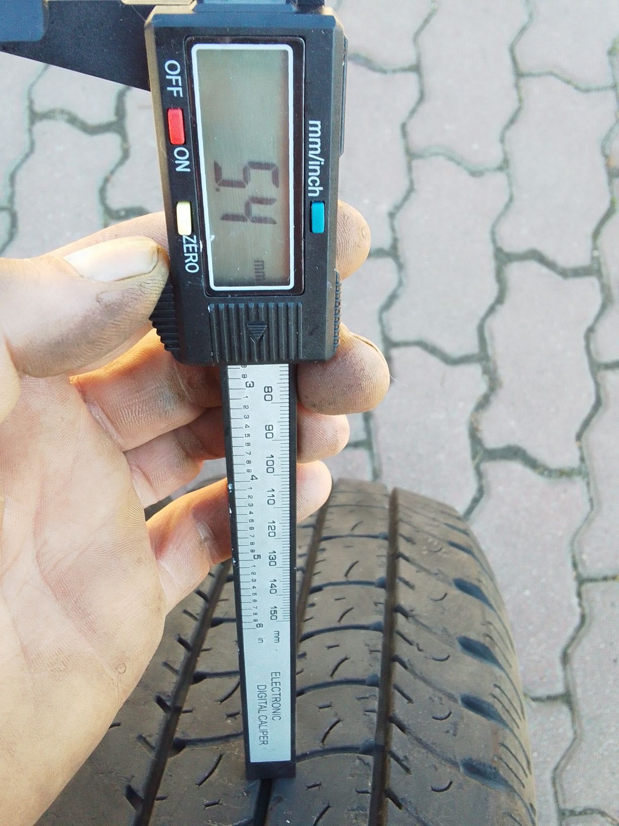 Cena za 2 Opony letnie 195/60r16C GOODYEAR 5.5mm