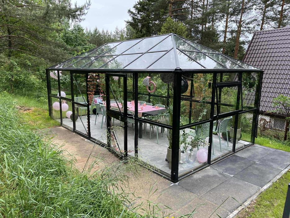 Dom w lesie pod Warszawą - balia  i sauna