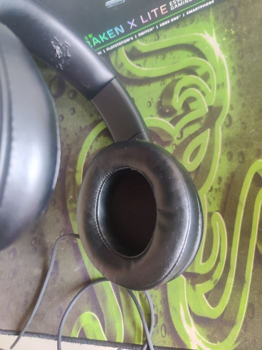 Дротова ігрова гарнітура Razer X Lite