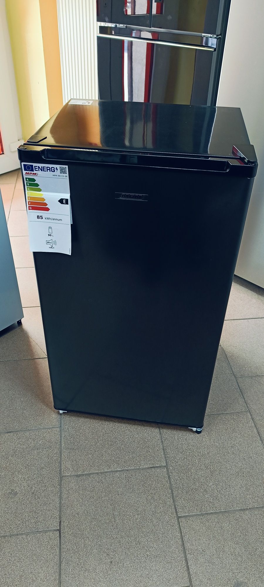 Lodówka jednodrzwiowa MPM MPM-90-CJ-28