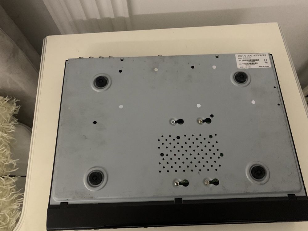 Видеорегистратор бу для камер наблюдения Dahua DVR0404LE-A