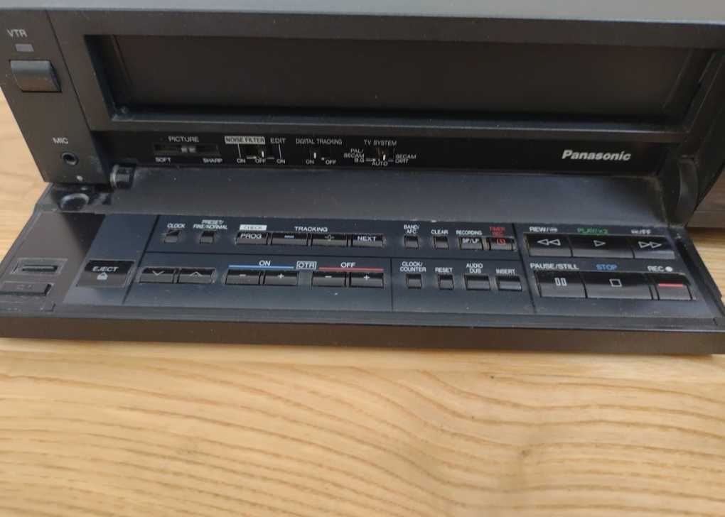 Magnetowid Odtwarzacz VHS PANASONIC NV-J35EE