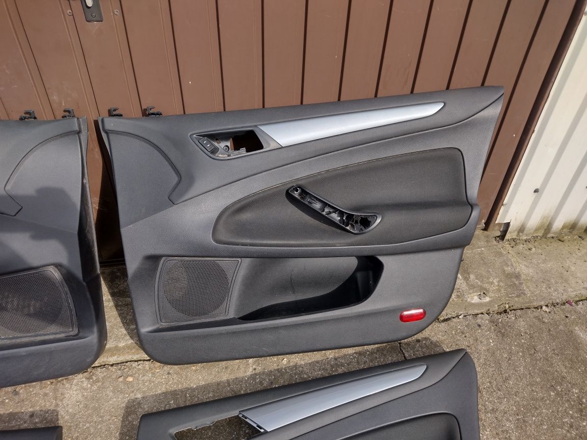 Ford Mondeo MK4 lift - Boczki Tapicerka drzwi kpl. 4szt EUR.