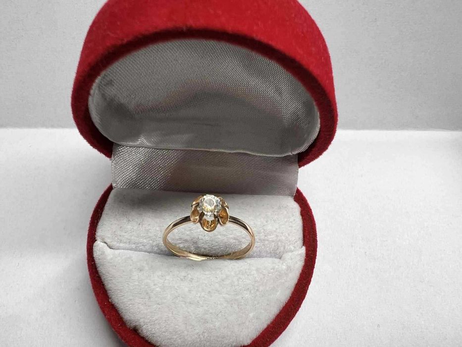 Złoty pierścionek próba 585 - 1,31g