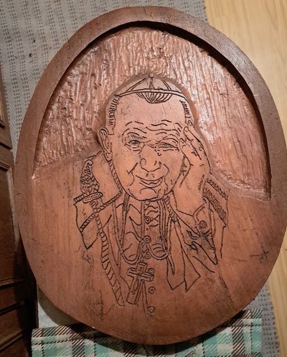 Jan Paweł II obraz, rzeźba płaskorzeźba w drewnie