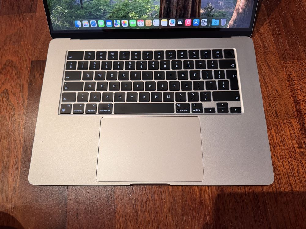 Apple MacBook Air 15 m3 16GB 512GB okazja jak nowy szkło na ekranie