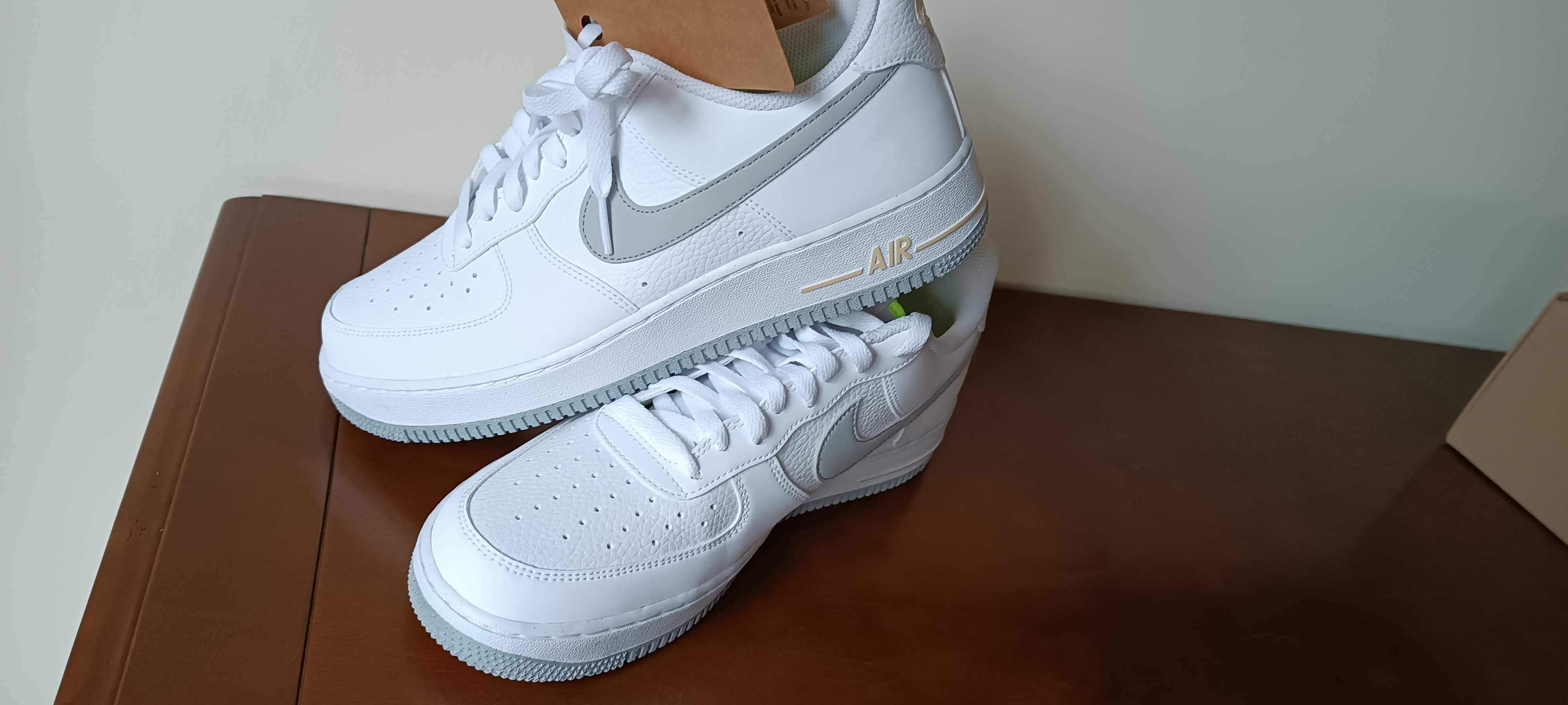 ( r. 43 ) Nike Air Force 1 Low '07 White Wolf Grey Volt FJ4825,-100