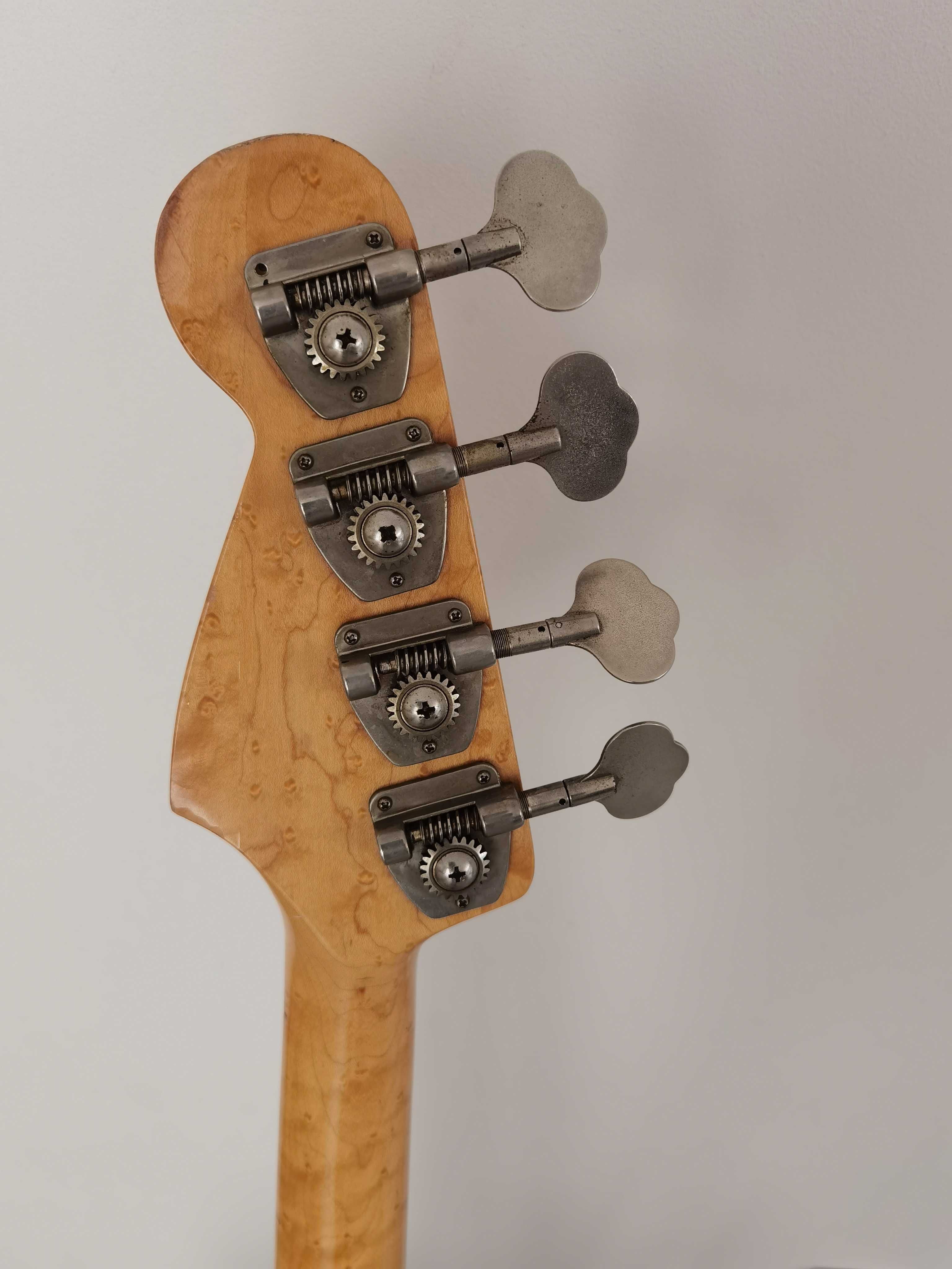 Luxor Electric Bass