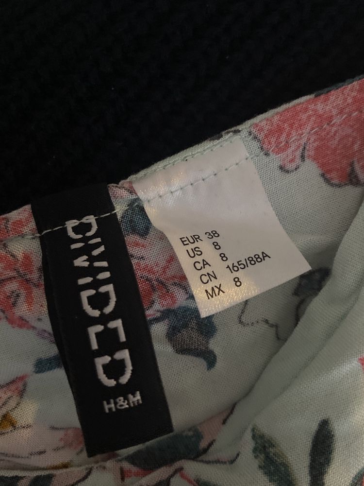 Sukienka miętowa w kwiaty 38 H&M