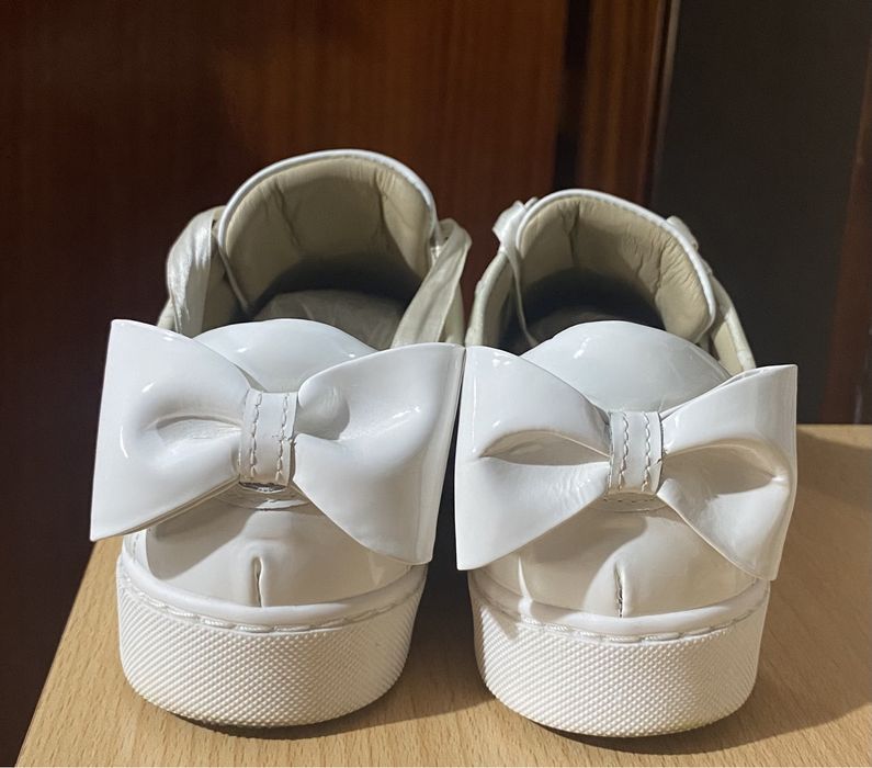 vendo sapatilhas original da Cavalinho