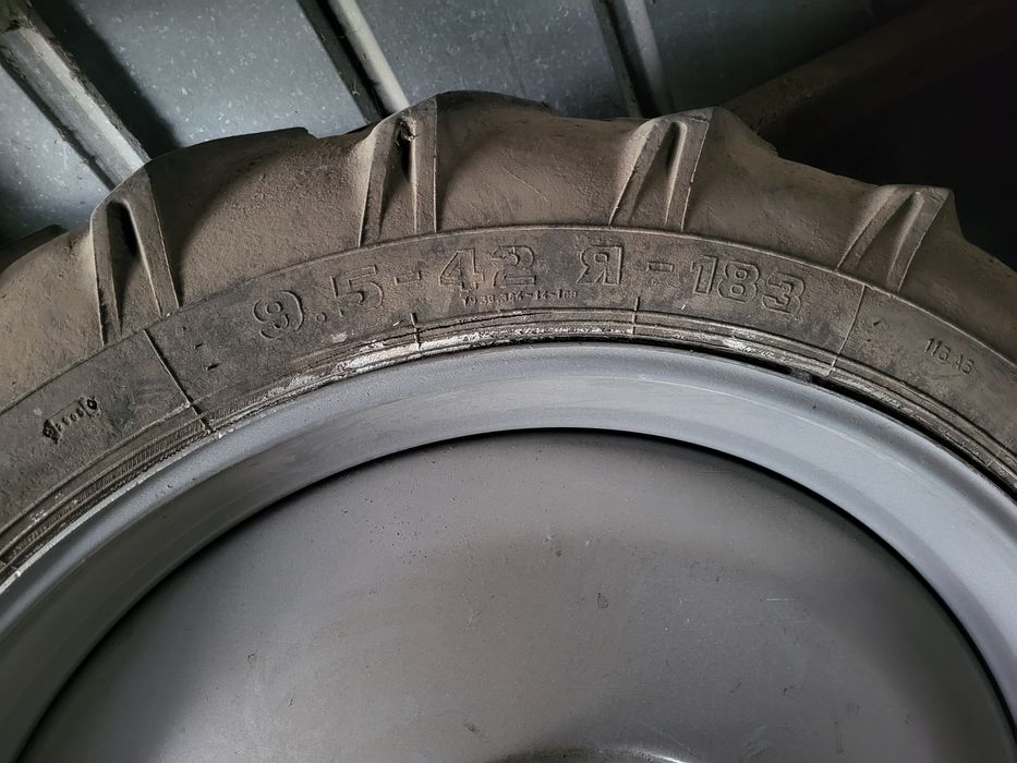 Шини з дисками 9.5 -42 бу