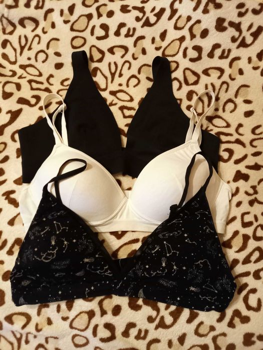 Бюстгальтер комфортний, 85 В, чорний, білий, три моделі