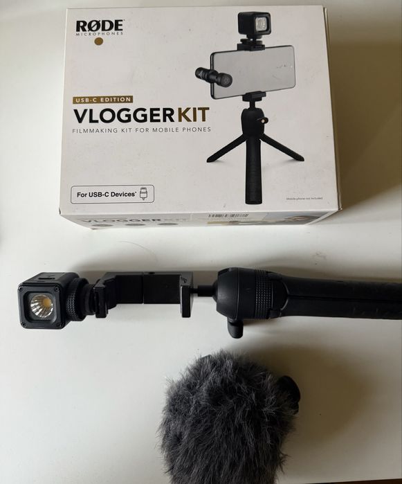 RØDE Vlogger Kit – zestaw do nagrywania wideo /  mikrofon i uchwyt