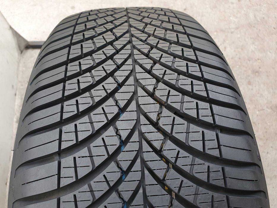 2x Goodyear Vector 4Seasons Gen 3 225/40r18  7,5mm Jak nowe