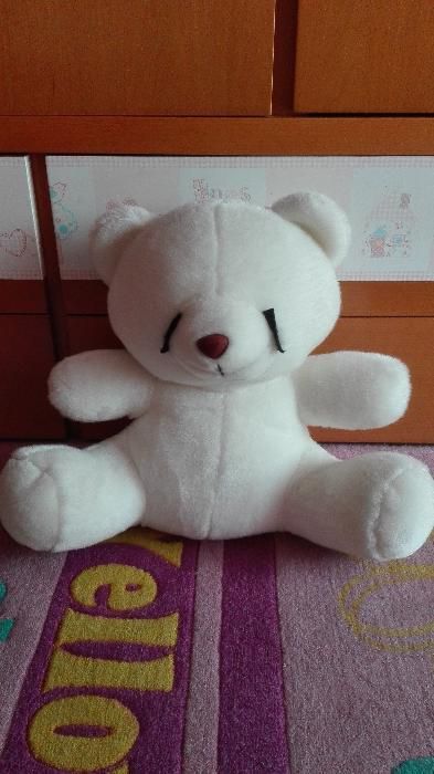 Urso de pelucia branco