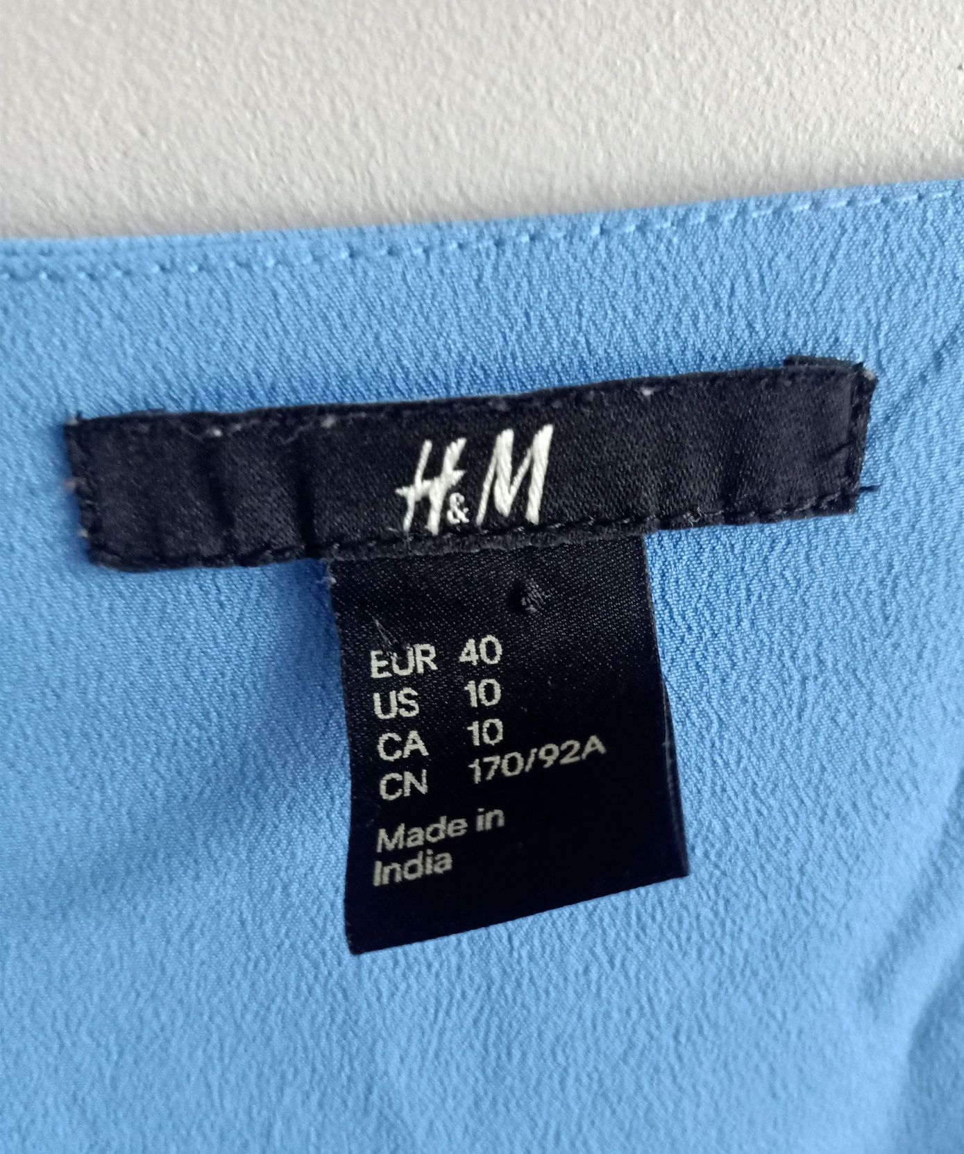 Niebieska jak niebo sukienka h&m rozmiar 40, prosta