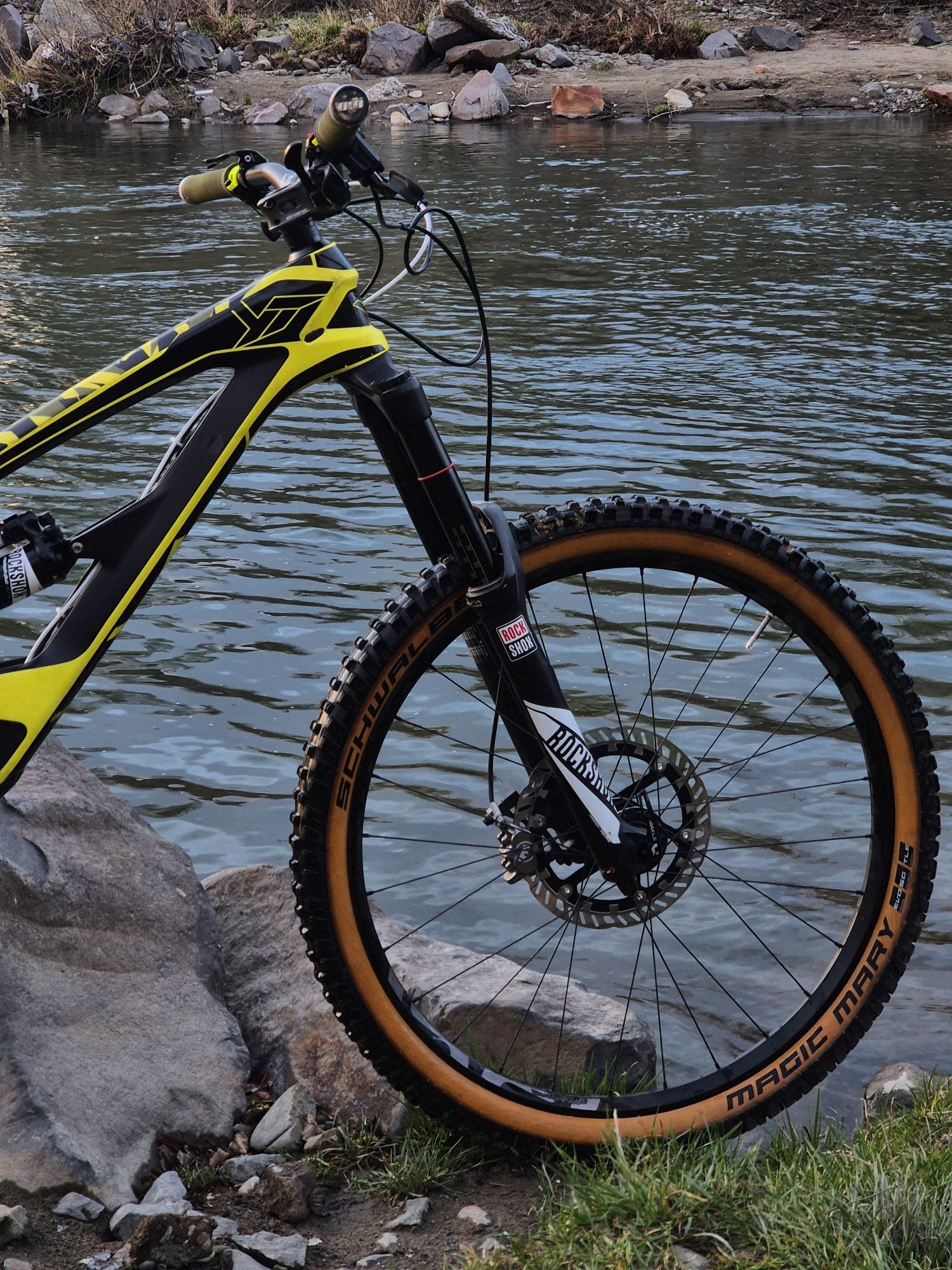 Yt capra cf pro carbon 2017