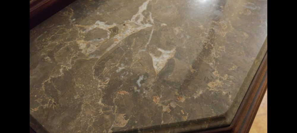 Sapateira/Aparador Clássico Premium: Madeira, Mármore e Espelho!