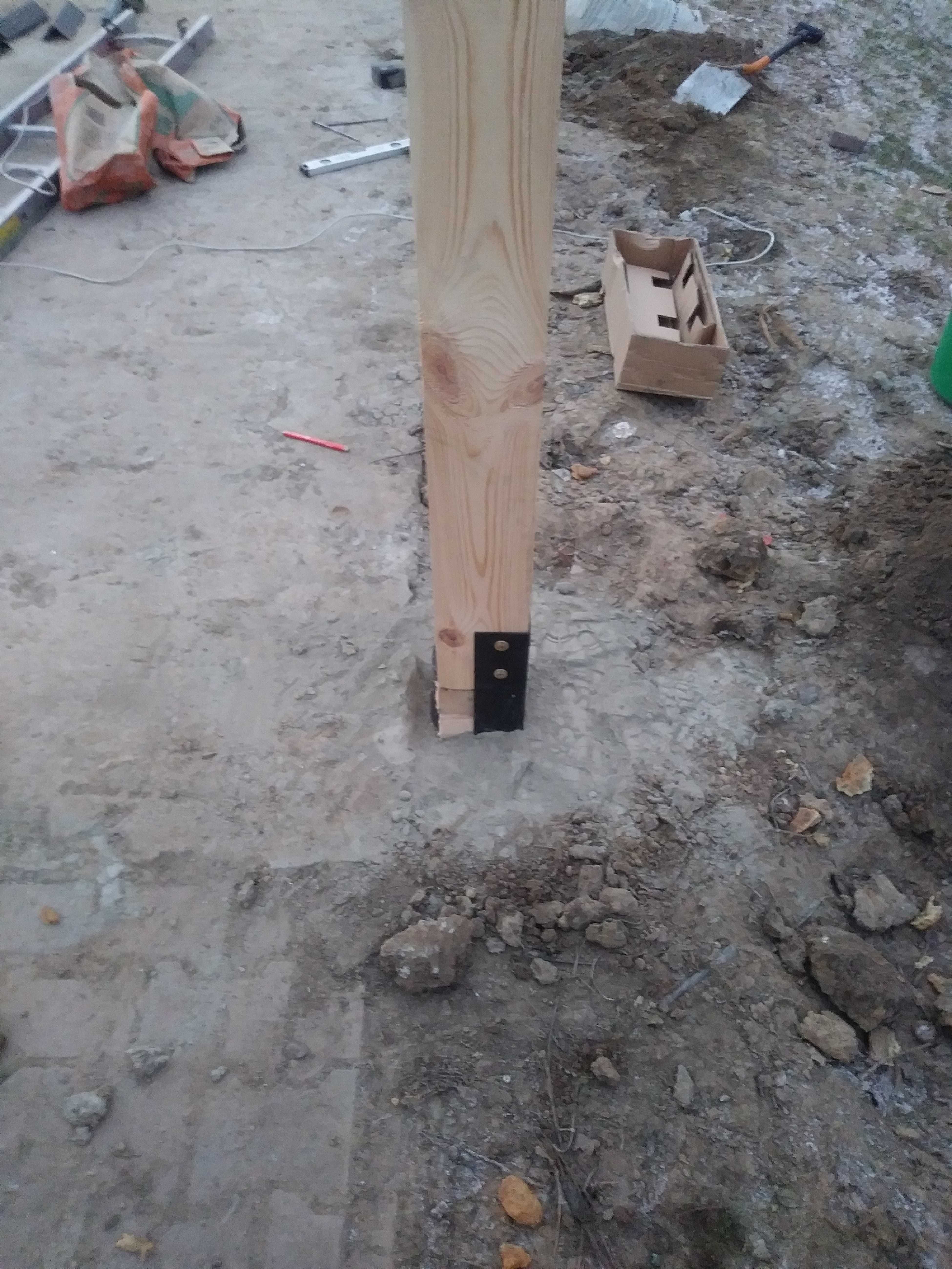 WIATA garażowa o wymiarze 8 x 6