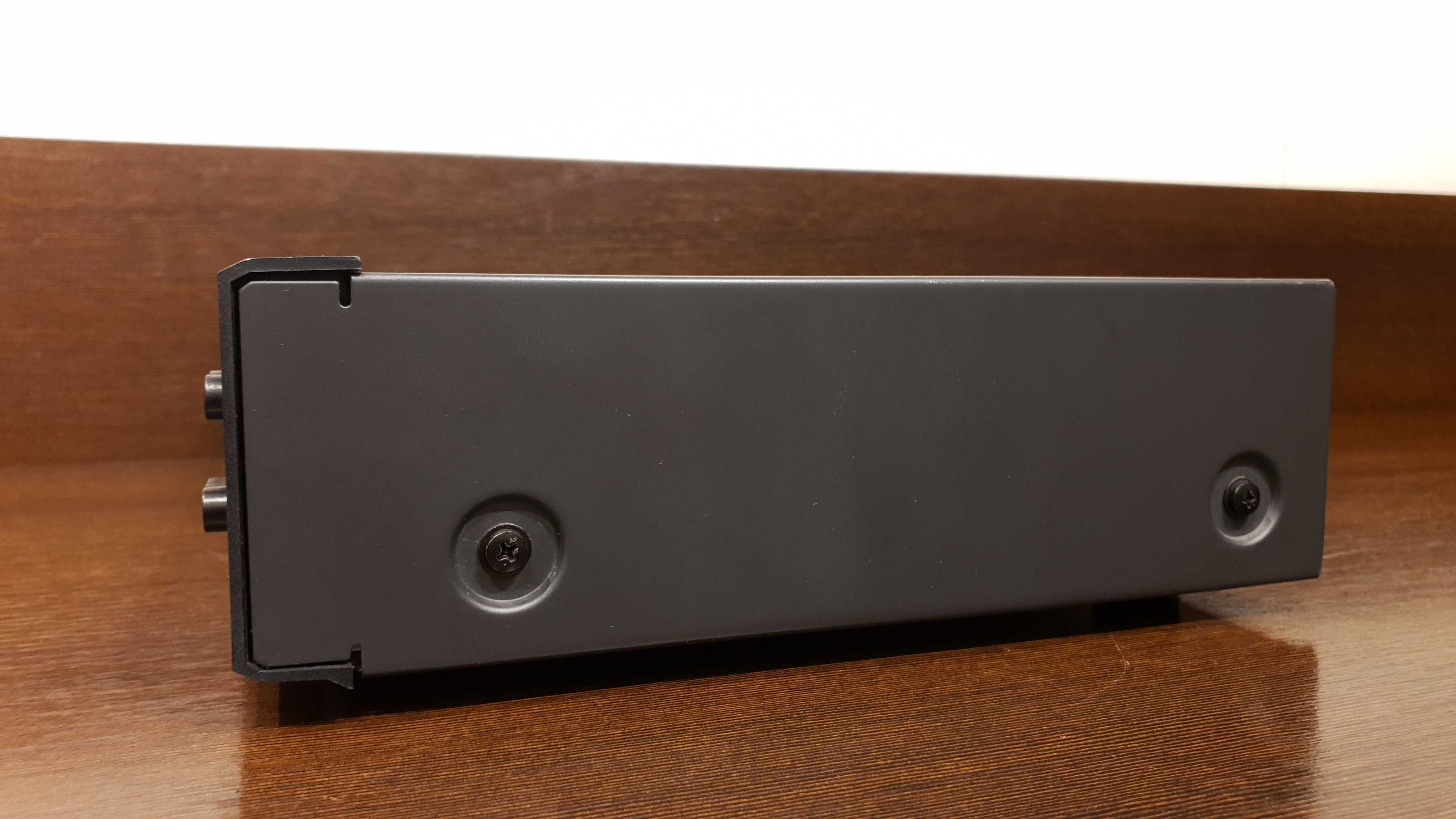 NAD 4100 Monitor Series Tuner cyfrowy