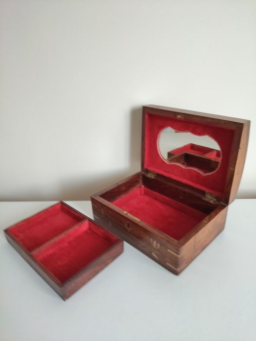 Szkatułka Drewniana - Antyki