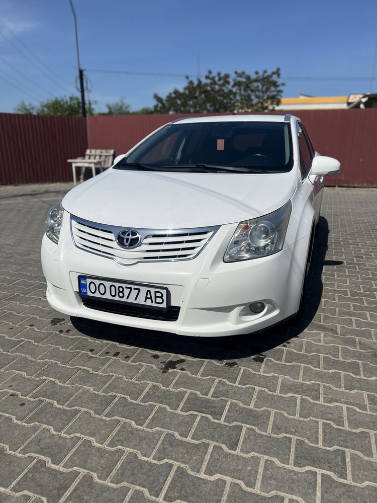 Срочно!Toyota Avensis  2.2 Диз 2011г Обесшумлена