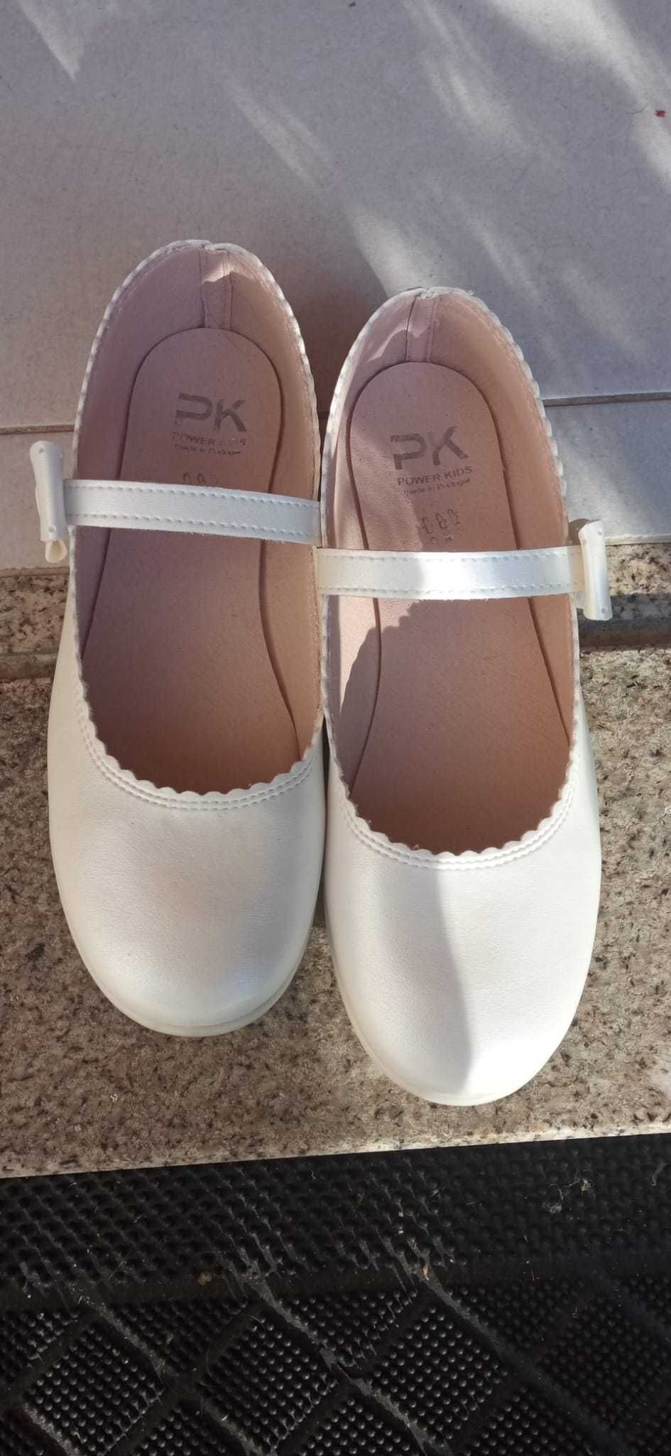 Sapatos de menina