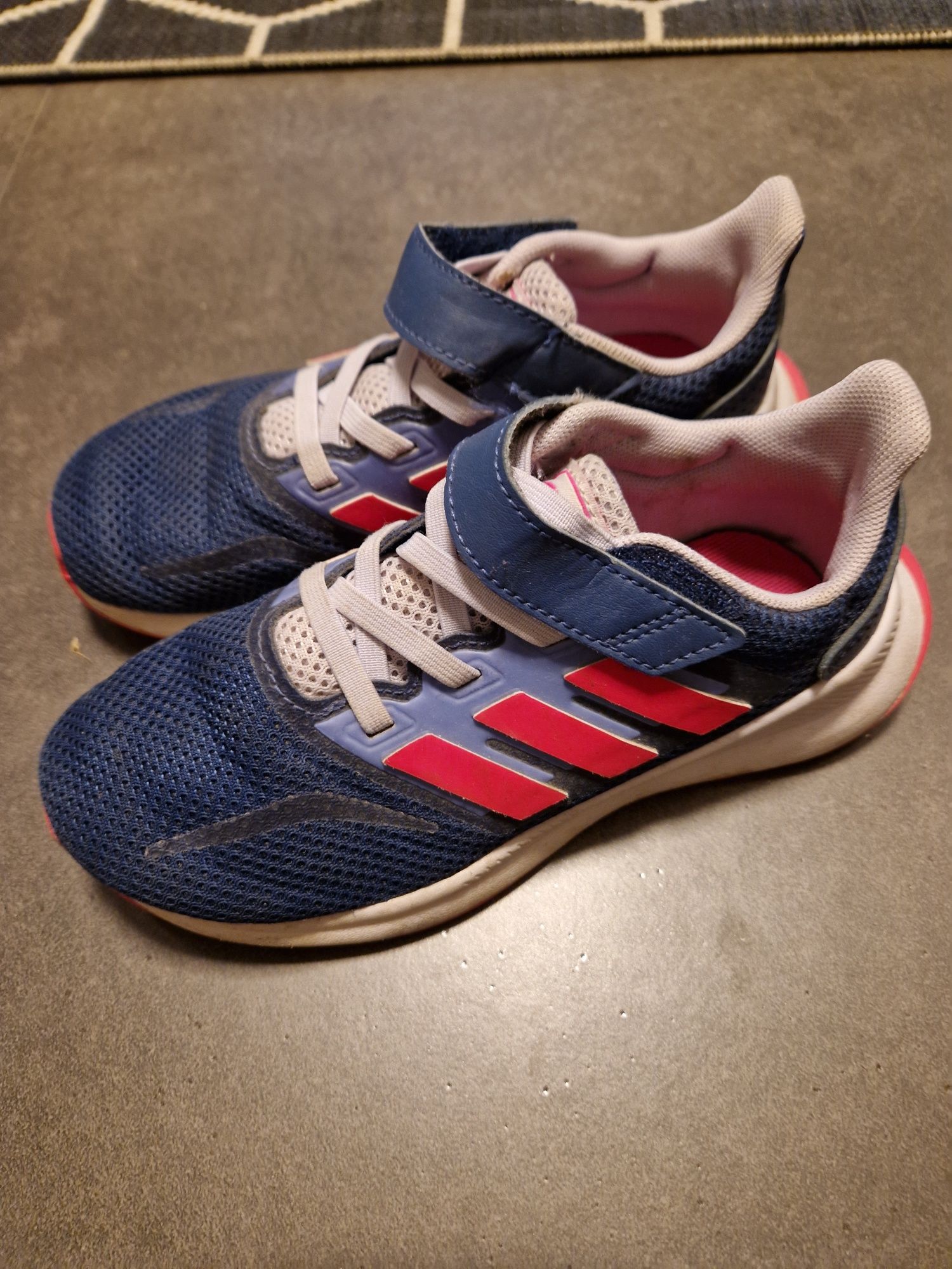 Buty dziewczęce Adidas