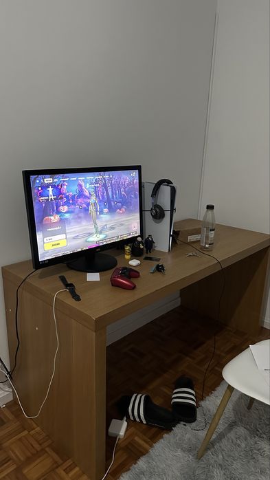 Secretária, para Gamers ou escritório151x65 cm