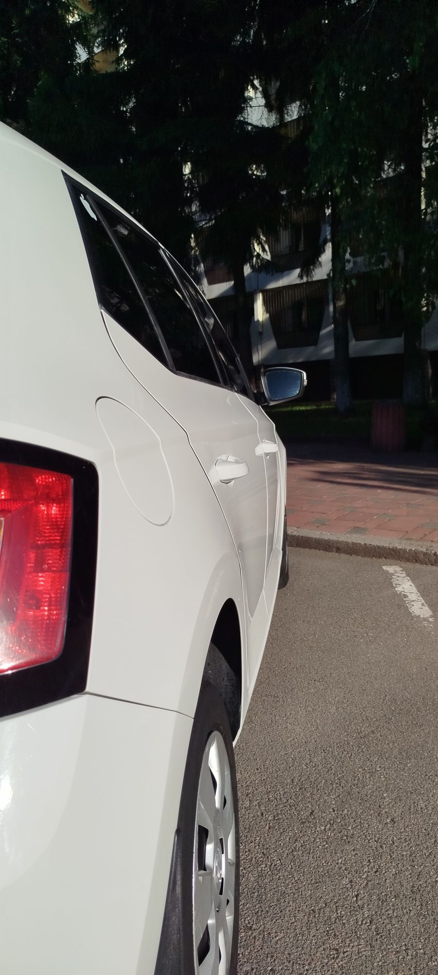 Продам автомобіль Skoda Fabia 3