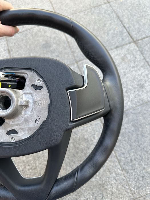 Продам руль BMW 3 G20 2021 года