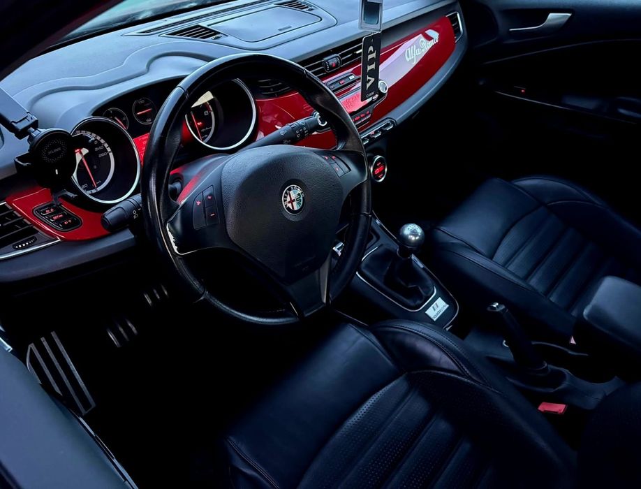 Niebagatelny HotHatch 210 włoskich koni czyli Alfa Romeo Giulietta