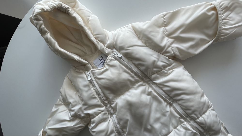 Продаю комбез GAP