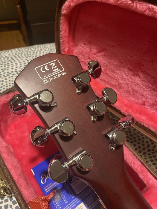 Sire Larry Carlton L7