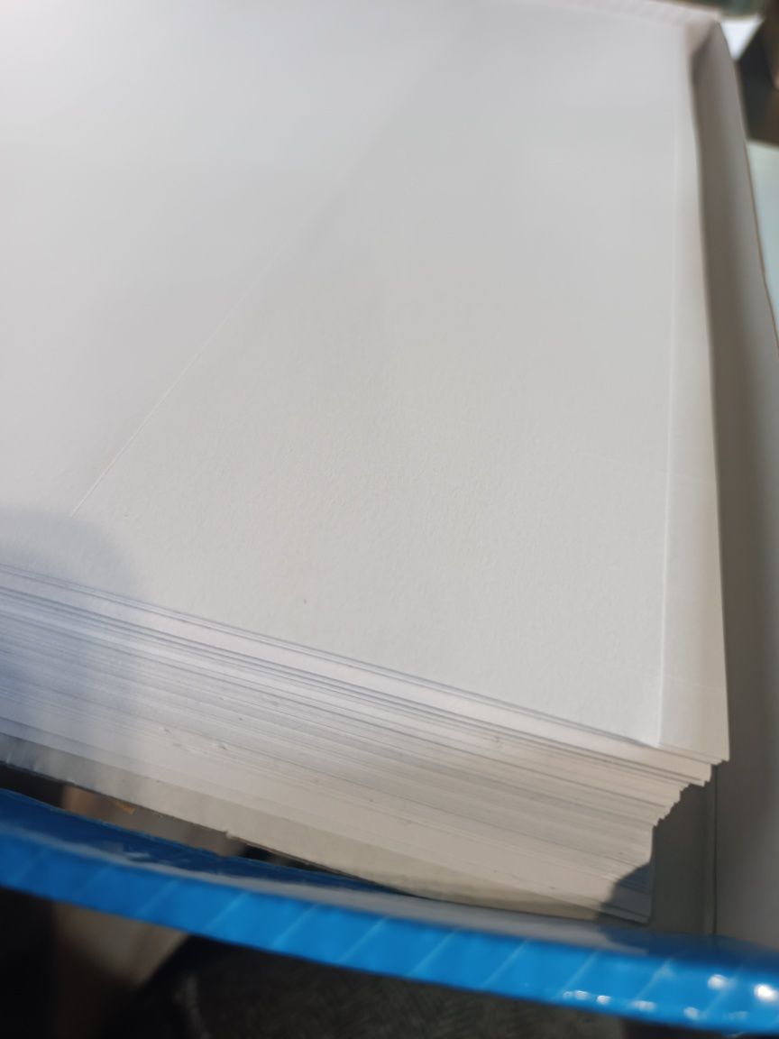 Kartki etykiety samoprzylepne papier