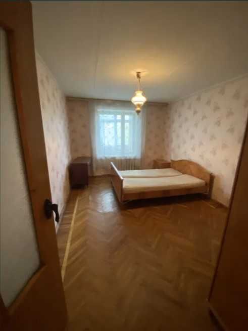 Продаж 2к квартири 50 кв. м тихий район