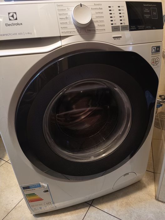 Pralka Electrolux 600 SensiCare EW6F429BP 9kg