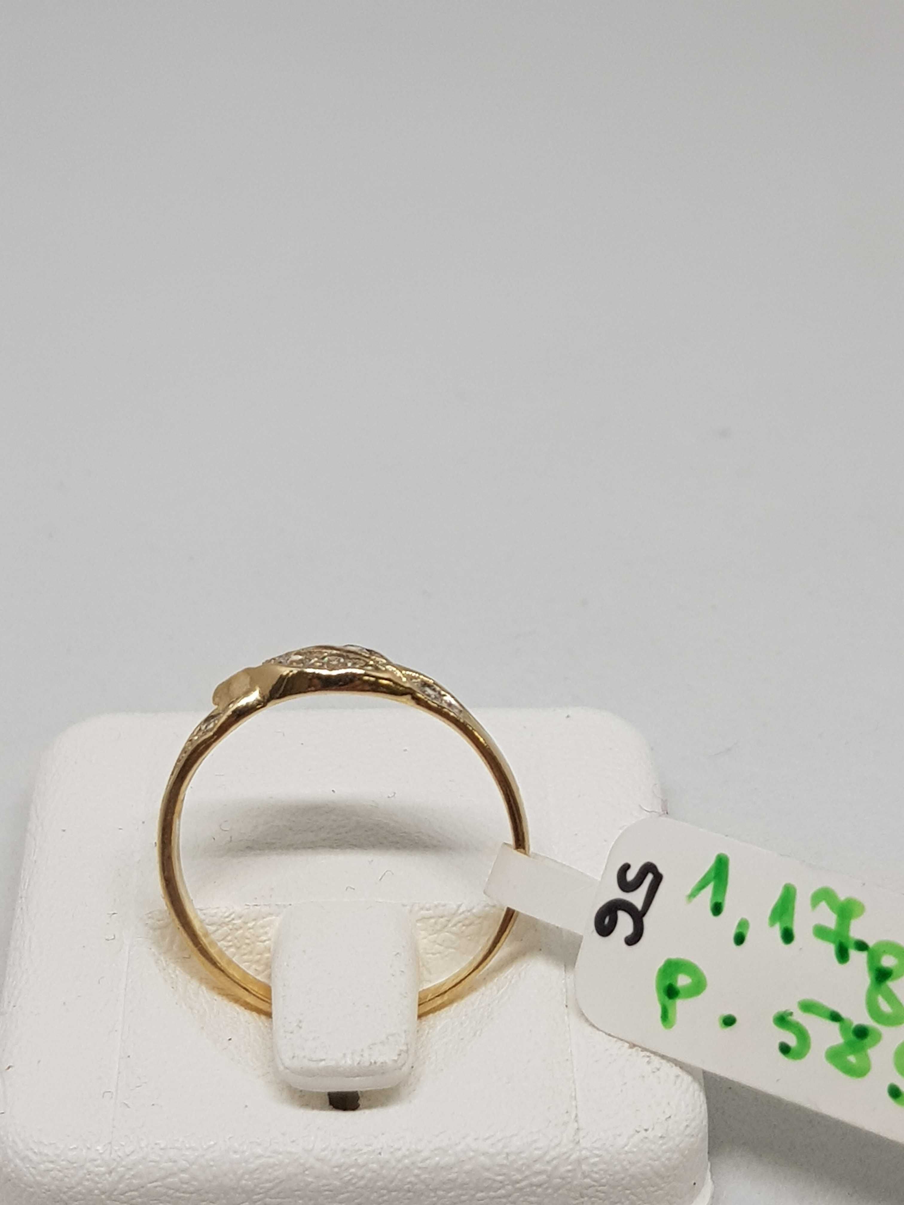 Złoty pierścionek z cyrkoniami złoto 585 r 15