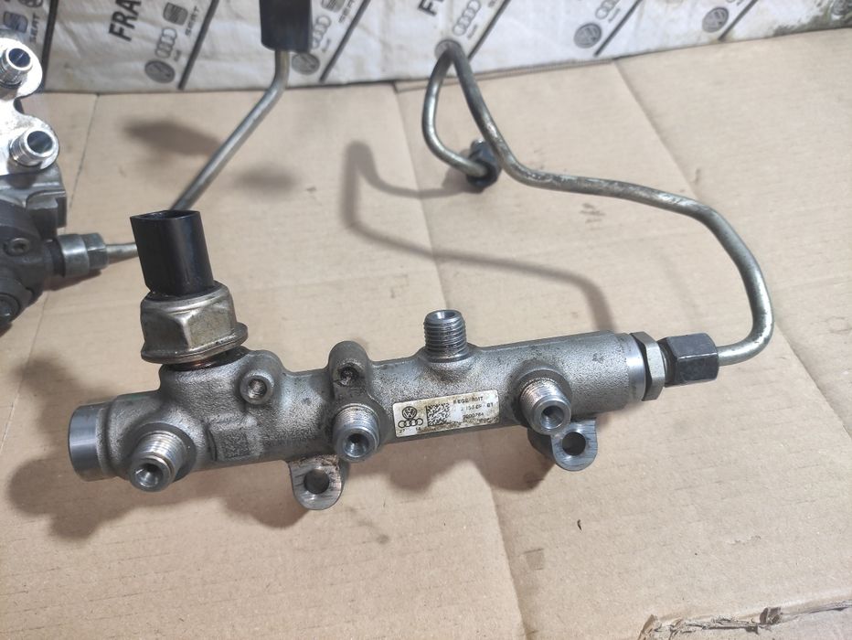 ТНВД паливний насос рампа 3.0 тді 059130755СВ VW Volkswagen Touareg NF