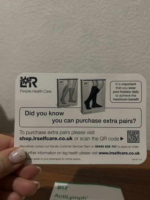 Компресійні панчохи L розміру