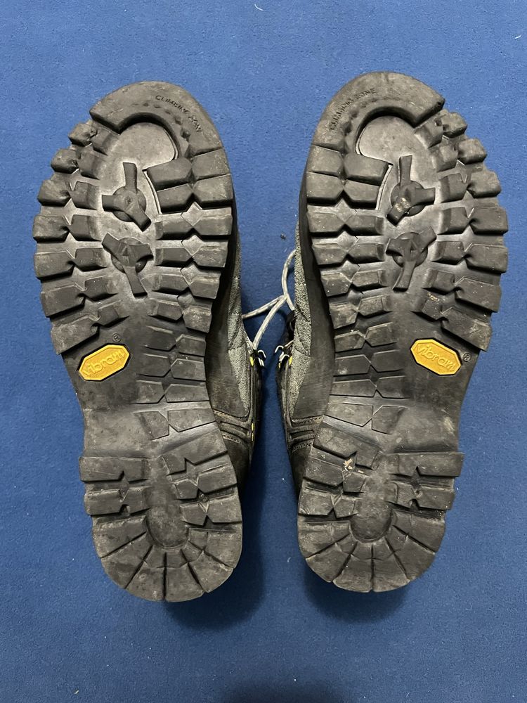 Salewa ботинки трекинговые брендовые оригинальные идеальные
